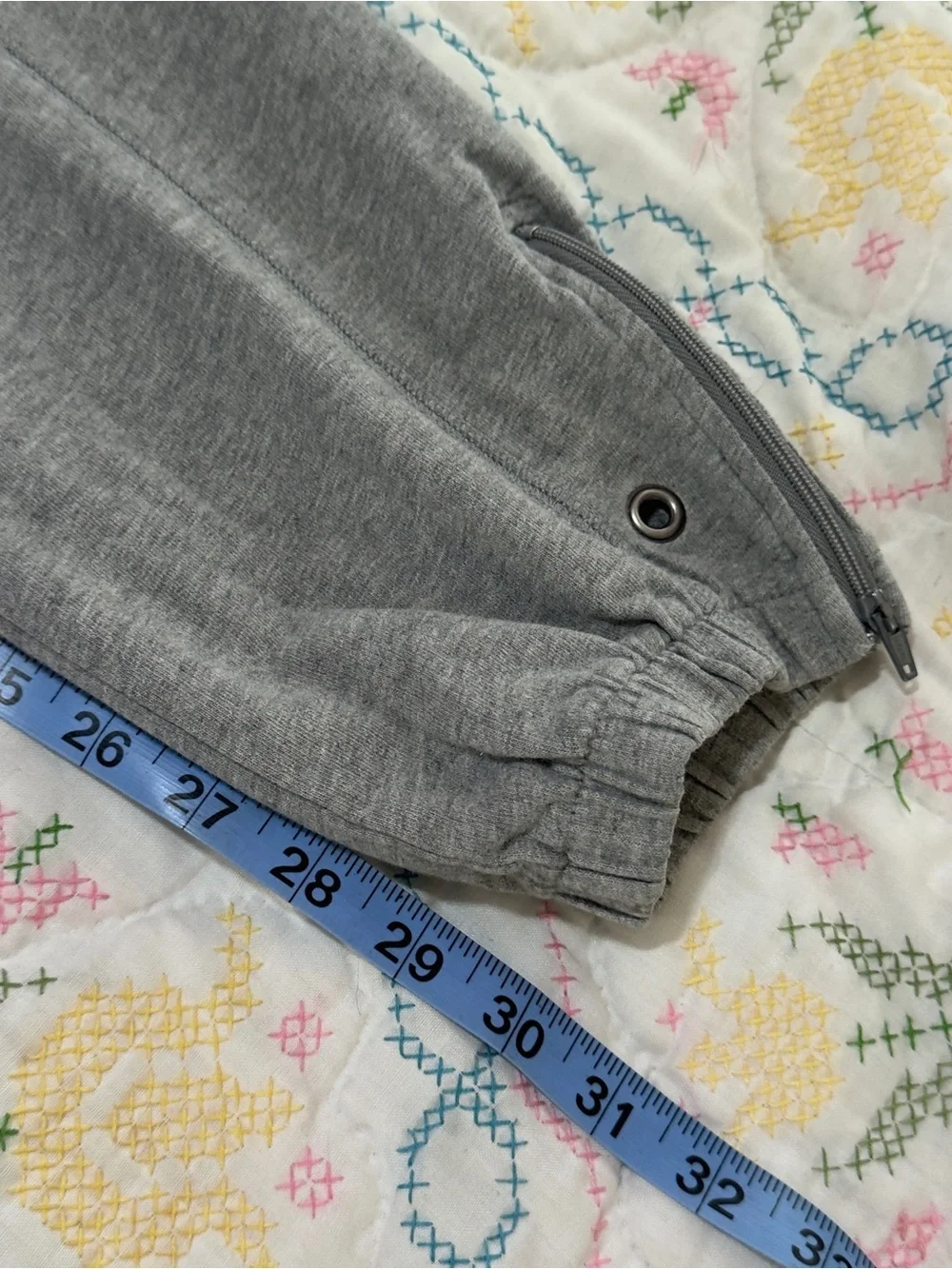 Y2K Victoria’s Secret pink sweats - Picture 12 of 12